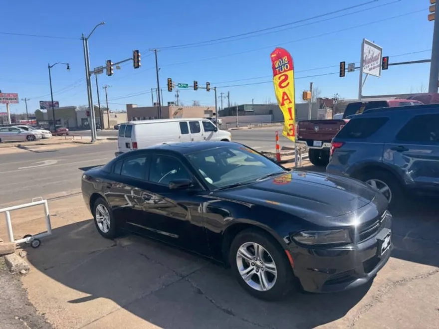 2022 Dodge Charger SXT photo 1