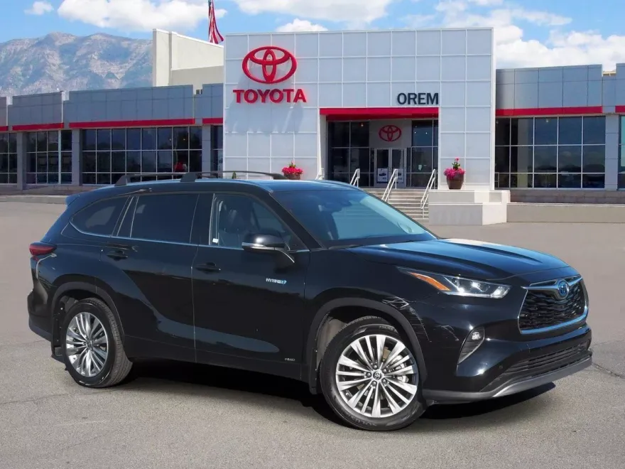 2021 Toyota Highlander Hybrid Platinum photo 1