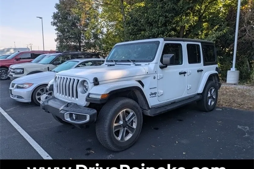 2021 Jeep Wrangler Unlimited Sahara photo 1