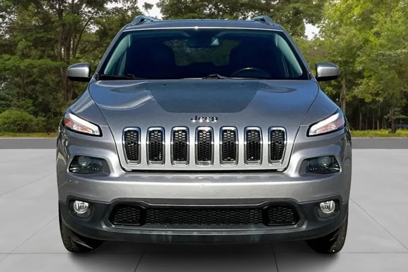 2018 Jeep Cherokee Latitude photo 1