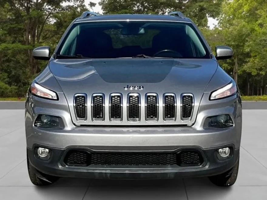 2018 Jeep Cherokee Latitude photo 1