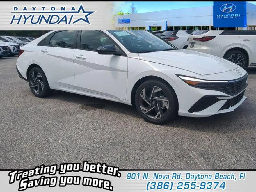 2025 Hyundai Elantra SEL Sport photo 1