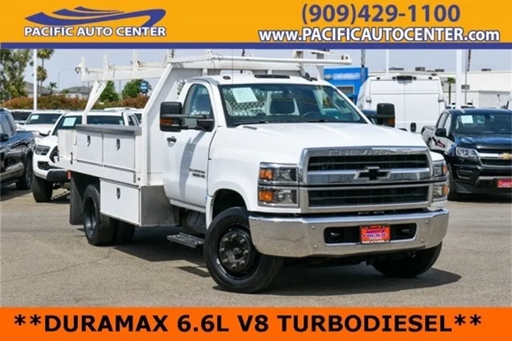 2019 Chevrolet Silverado 5500HD Work Truck photo 1