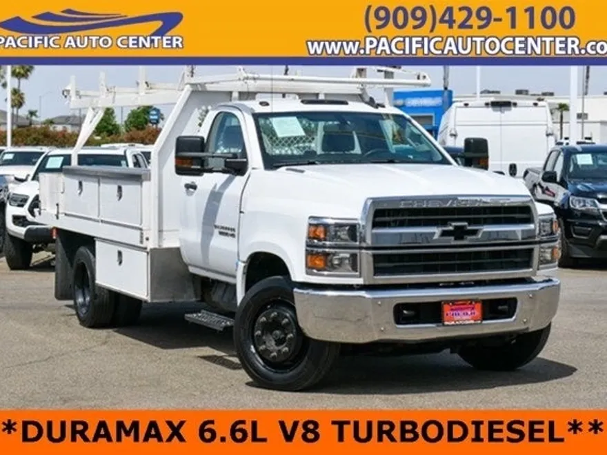2019 Chevrolet Silverado 5500HD Work Truck photo 1