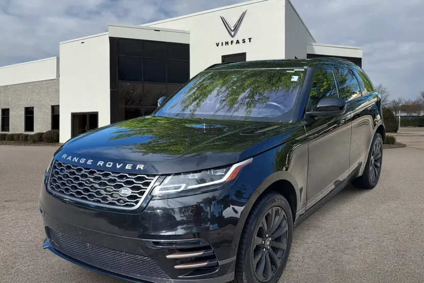 2018 Land Rover Range Rover Velar R-Dynamic SE photo 1