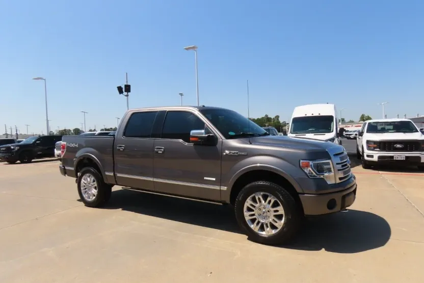 2013 Ford F-150 XLT photo 1