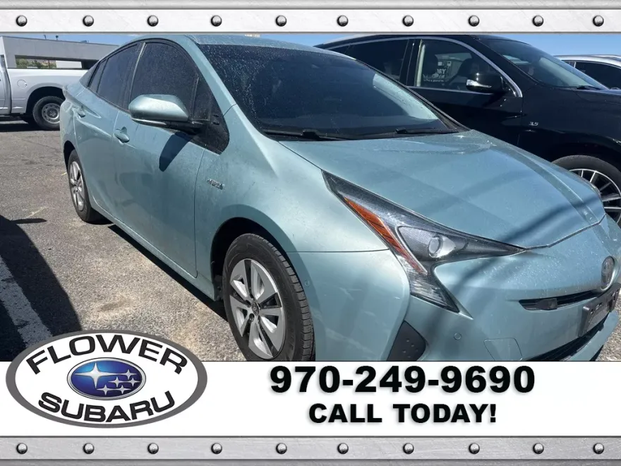2018 Toyota Prius One photo 1