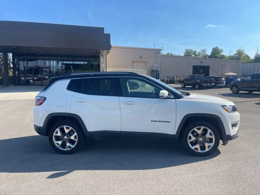 2020 Jeep Compass Limited photo 1