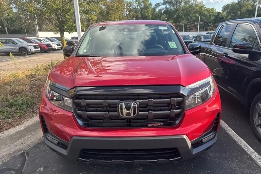 2025 Honda Ridgeline Sport photo 1