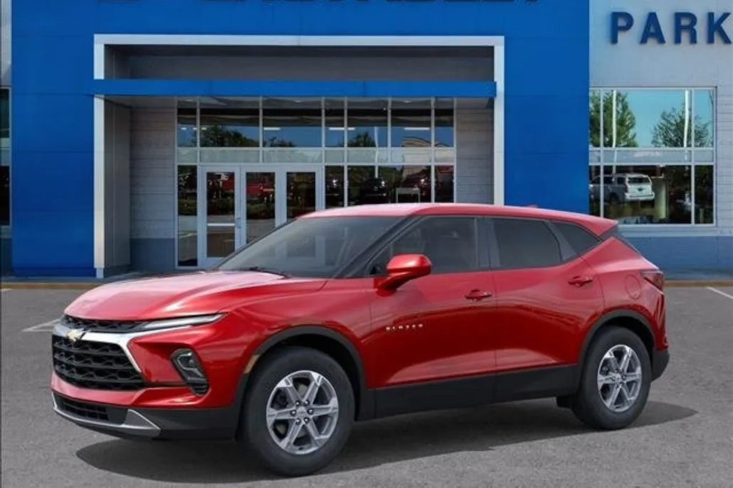 2025 Chevrolet Blazer 2LT photo 1