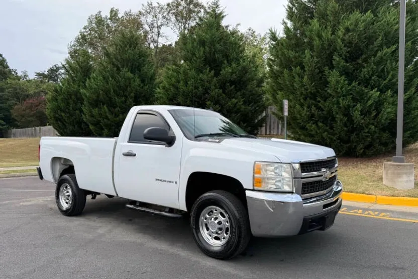 2007 Chevrolet Silverado 2500HD LT1 photo 1