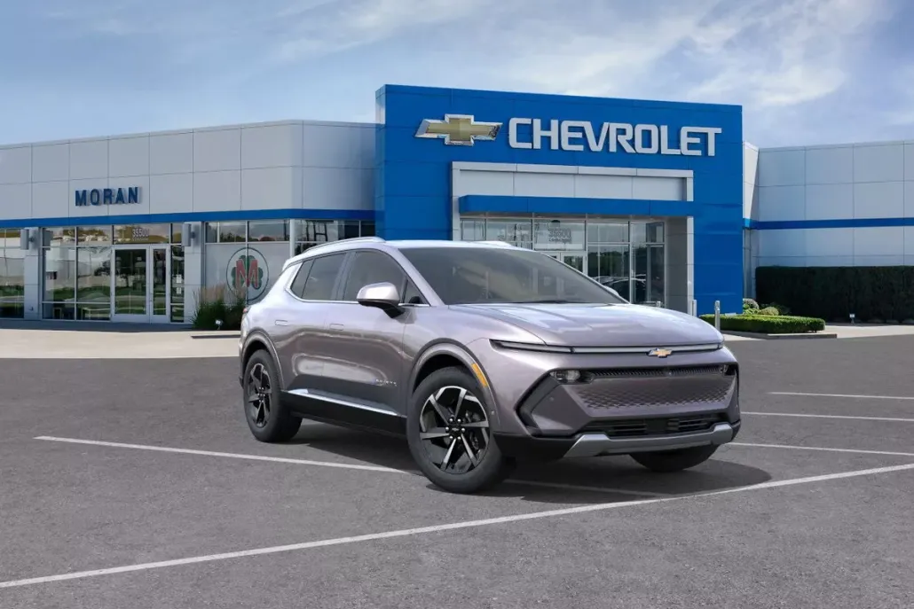 2025 Chevrolet Equinox EV 1LT photo 1