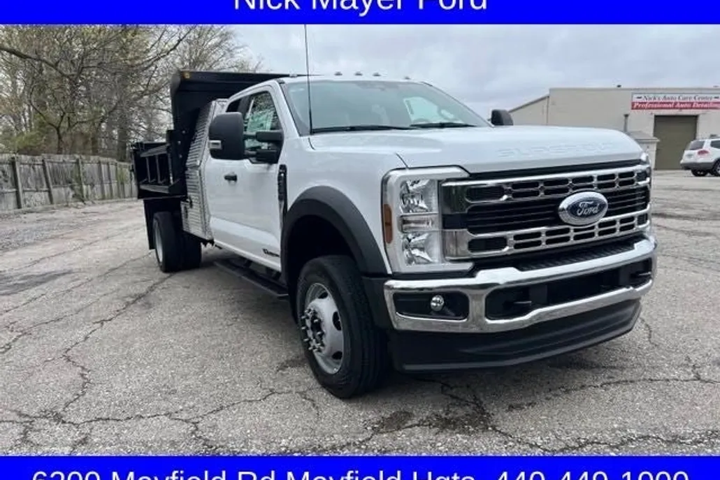 2024 Ford F-550 photo 1
