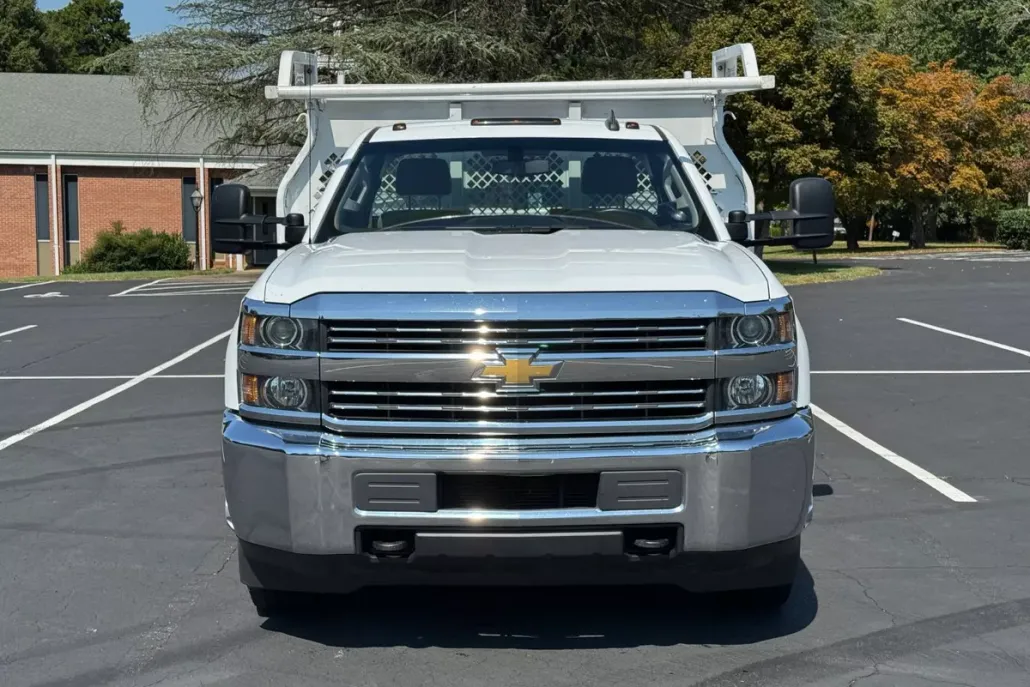 2016 Chevrolet Silverado 3500HD photo 1