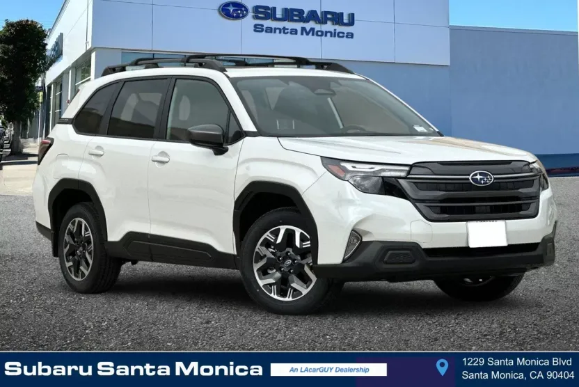 2025 Subaru Forester Premium photo 1