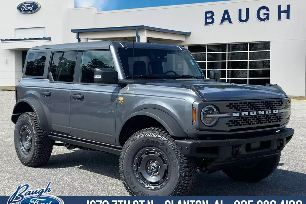 2024 Ford Bronco Badlands photo 1