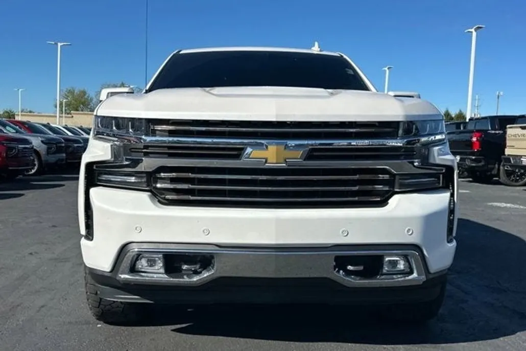 2020 Chevrolet Silverado 1500 High Country photo 1