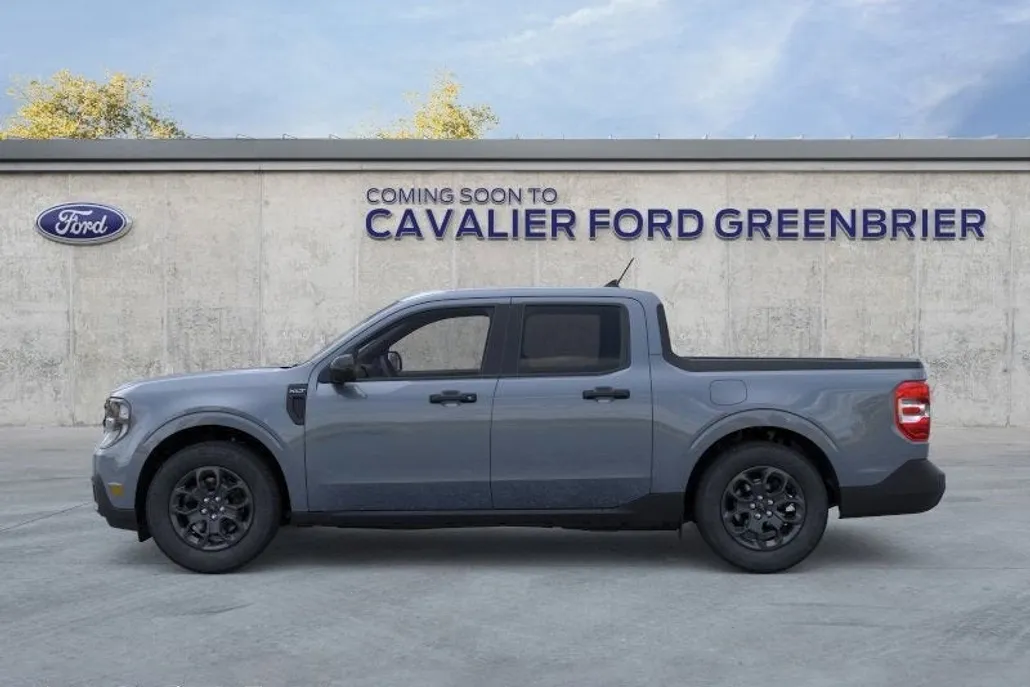 2025 Ford Maverick XLT photo 1