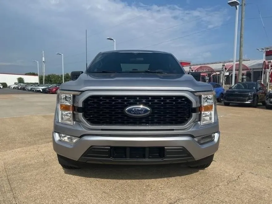 2021 Ford F-150 XL photo 1