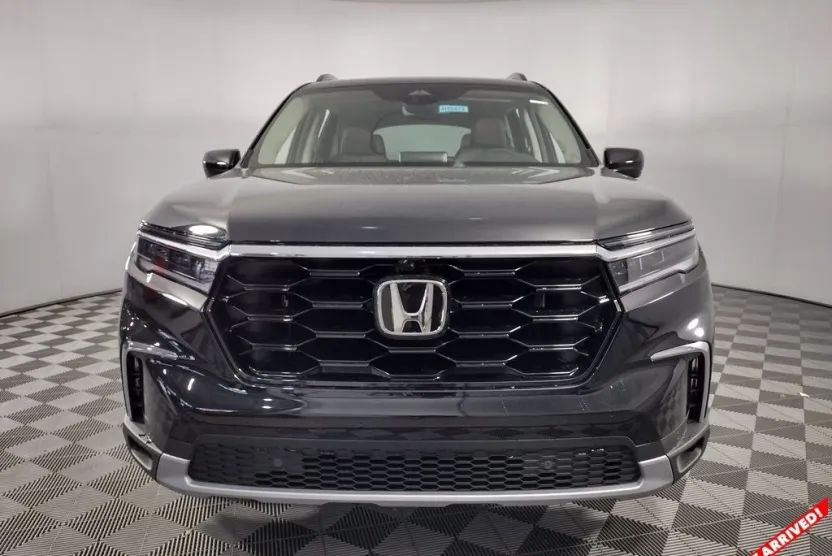 2025 Honda Pilot Elite photo 1
