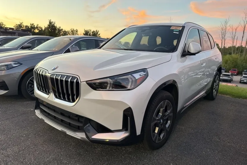 2025 Bmw X1 XDrive28i photo 1