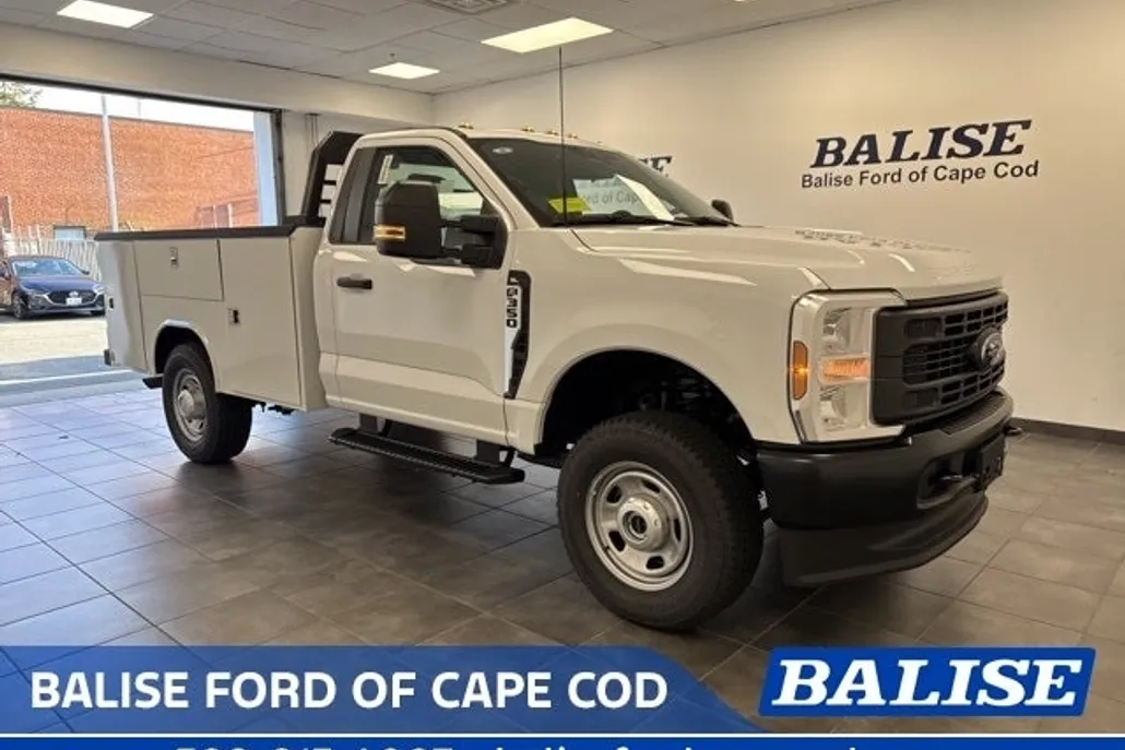 2024 Ford F-350 photo 1