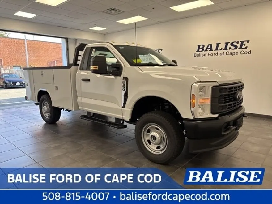 2024 Ford F-350 photo 1