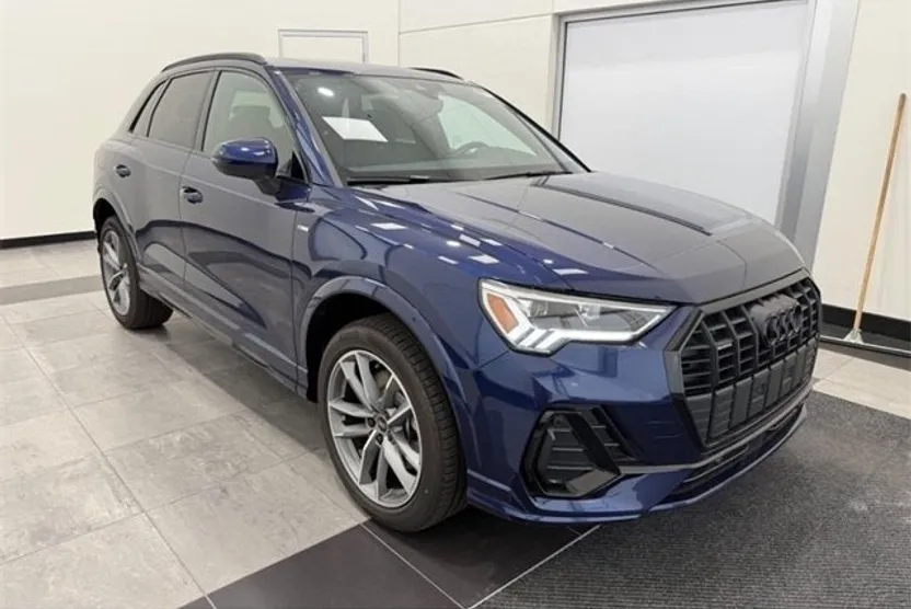 2025 Audi Q3 Premium S line photo 1