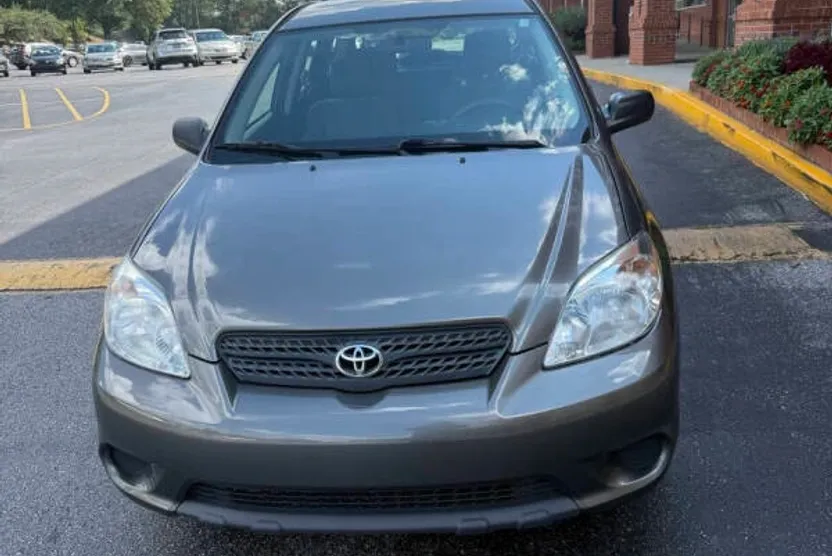 2007 Toyota Corolla Matrix L photo 1