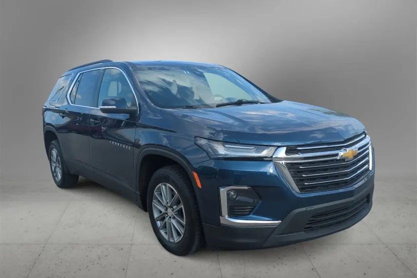 2023 Chevrolet Traverse Cloth 1LT photo 1