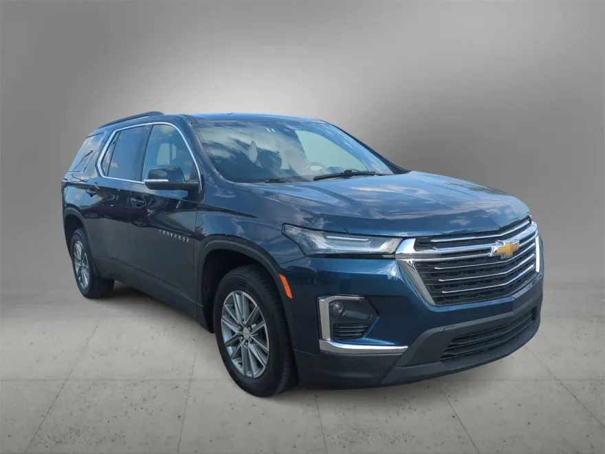 2023 Chevrolet Traverse Cloth 1LT photo 1