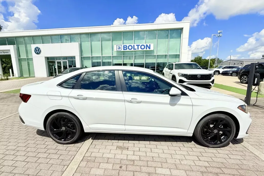 2025 Volkswagen Jetta 1.5T SE photo 1