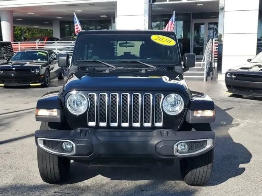 2020 Jeep Wrangler Unlimited Sahara photo 1