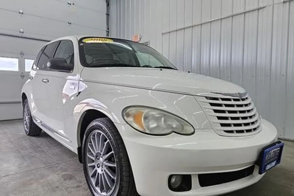 2008 Chrysler PT Cruiser Touring photo 1