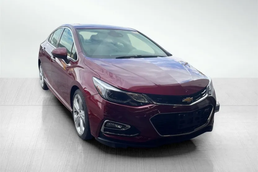 2016 Chevrolet Cruze Premier photo 1