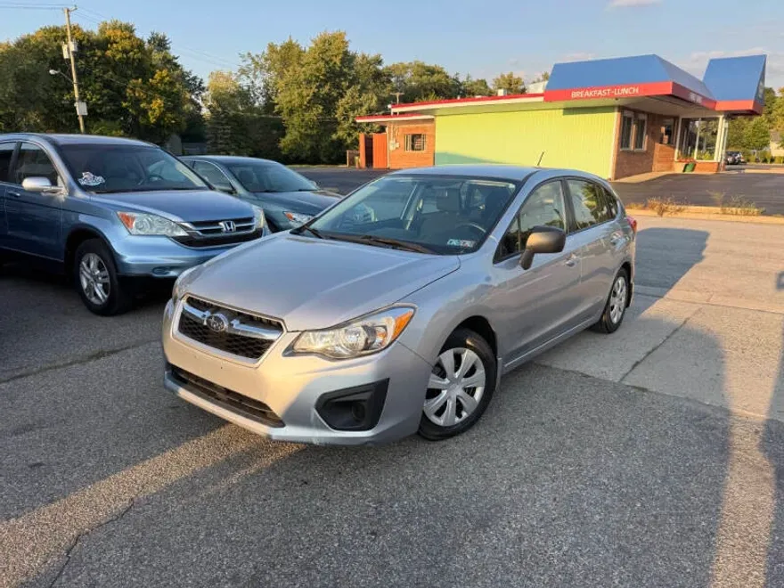 2013 Subaru Impreza 2.0i photo 1