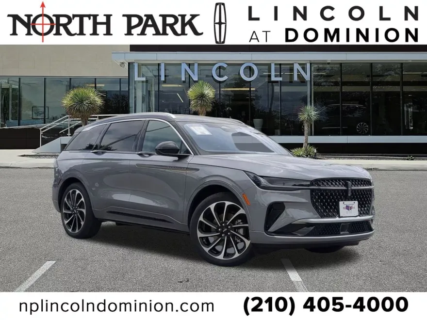 2025 Lincoln Nautilus Black Label photo 1