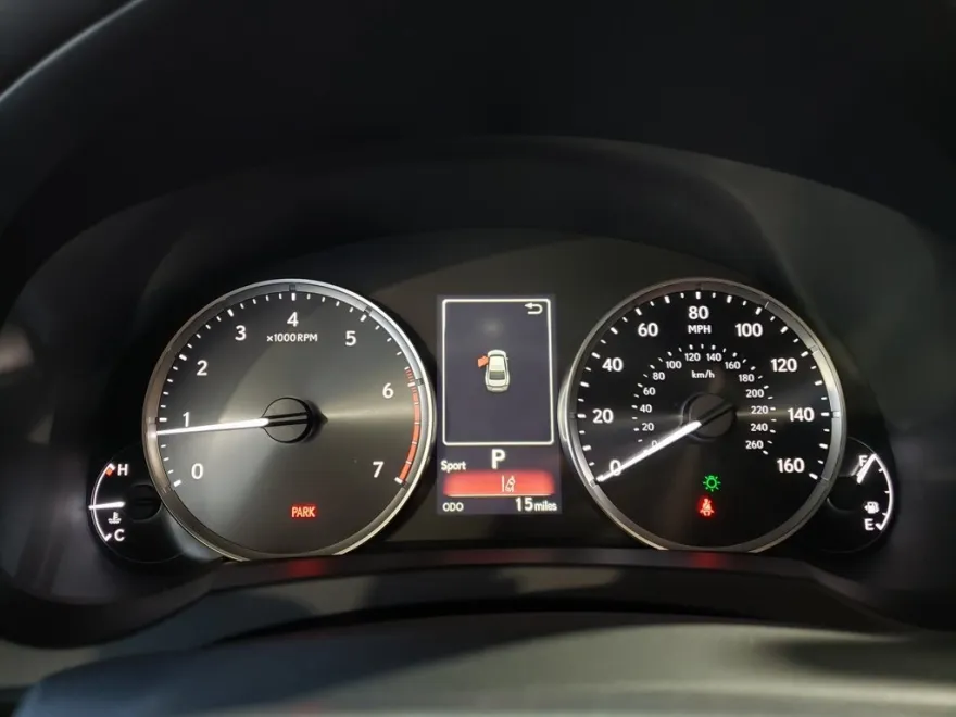 2025 Lexus IS 300 photo 16