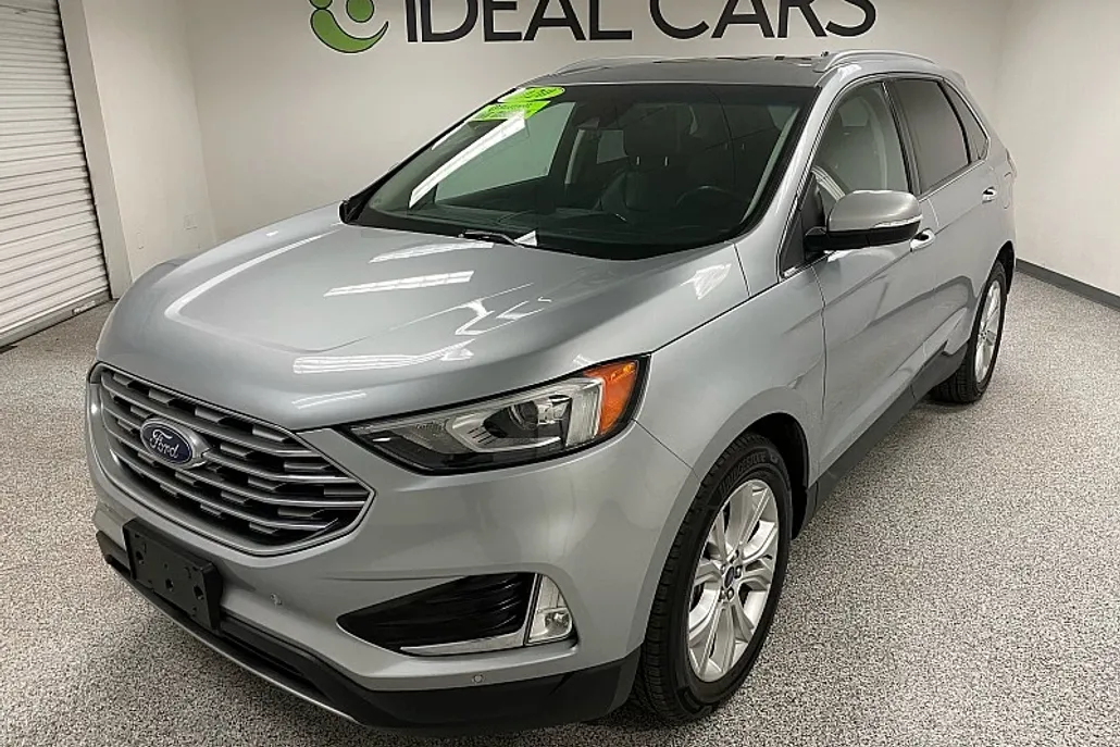 2020 Ford Edge Titanium photo 1