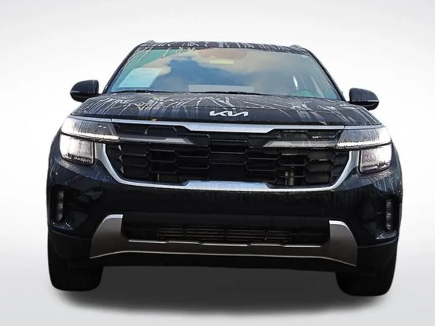 2024 Kia Seltos SX photo 1