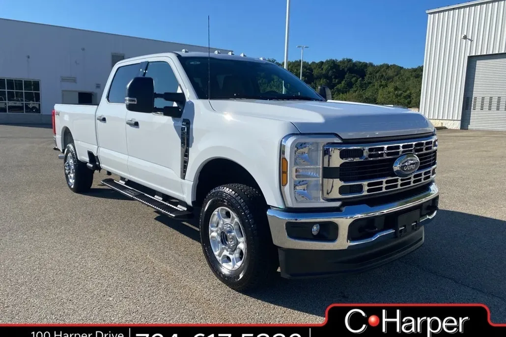 2025 Ford F-250 XLT photo 1