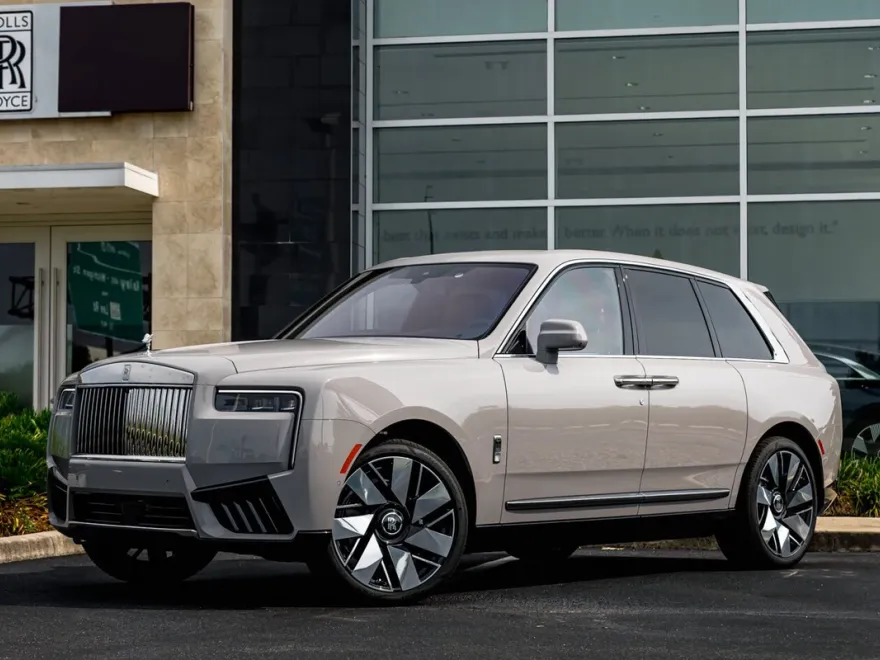 2025 Rolls Royce Cullinan RR photo 1