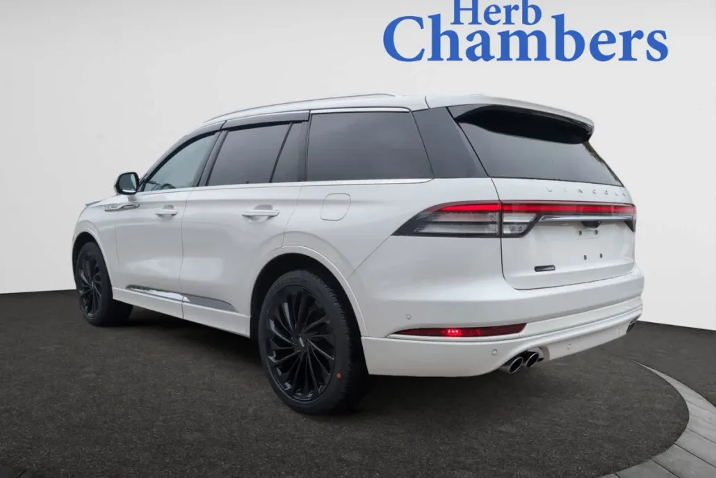 2021 Lincoln Aviator Reserve photo 1