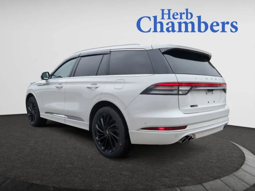 2021 Lincoln Aviator Reserve photo 1