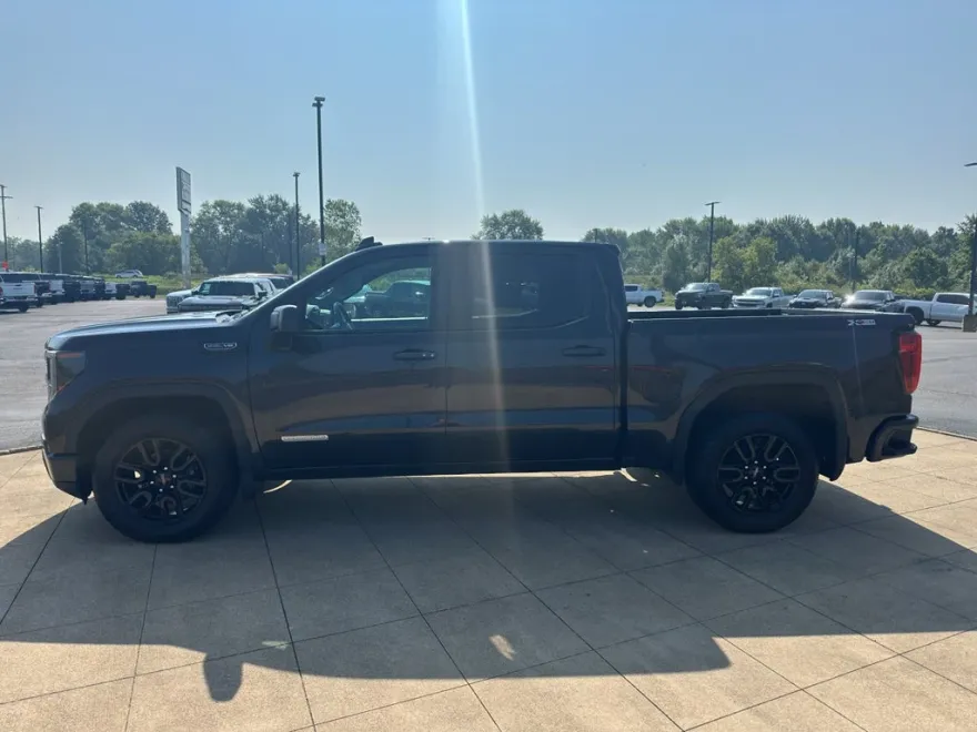 2022 Gmc Sierra 1500 Elevation photo 1
