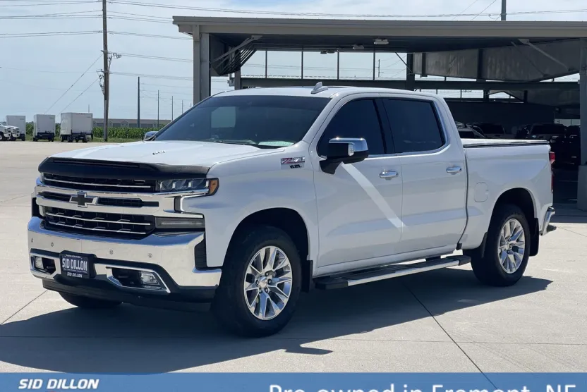 2022 Chevrolet Silverado 1500 LTZ photo 1