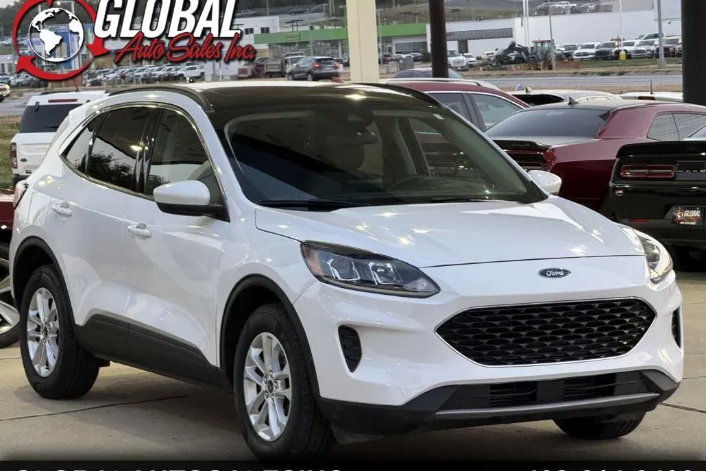 2020 Ford Escape SE photo 1
