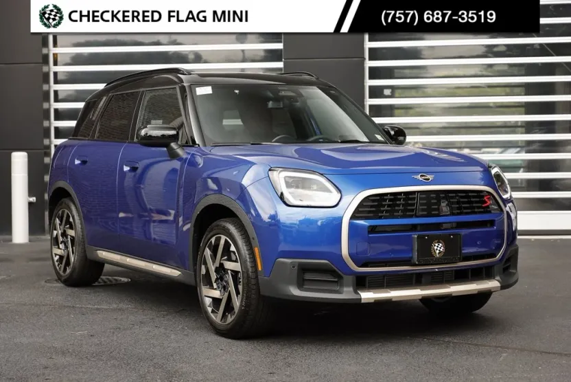 2025 Mini Cooper S ALL4 photo 1