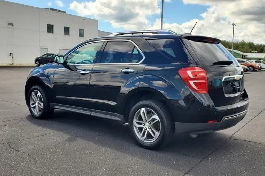 2016 Chevrolet Equinox LTZ photo 1