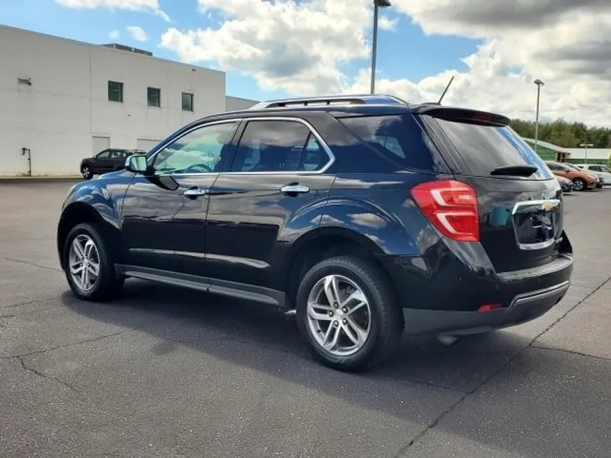 2016 Chevrolet Equinox LTZ photo 1